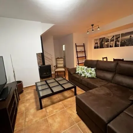 Holiday home Adosado Estany